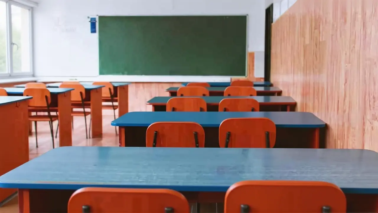 BSEB 10th Result 2026: बिहार बोर्ड मैट्रिक रिजल्ट जारी, बेटियों ने गाड़े झंडे